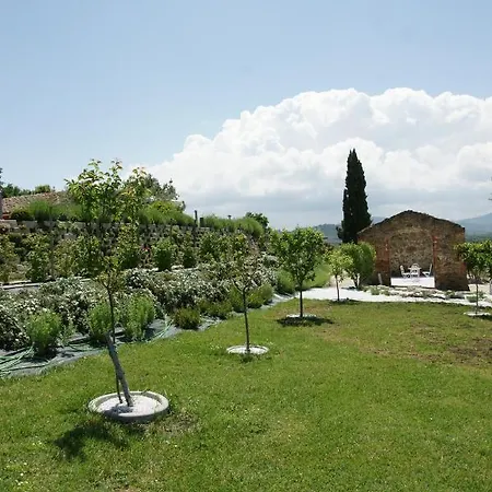 Konukevi Residenza Corgnano Mugnano (Umbria)