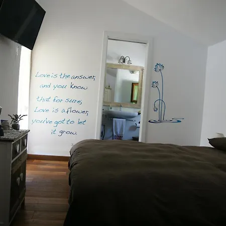 Residenza Corgnano Konukevi